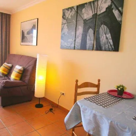 Brisa Del Mar Directly At The Pool, Only 100 M To The Sea And Beach, Wifi, Sat-tv, Terrace *