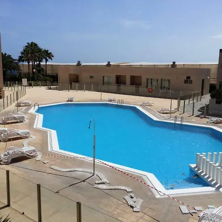 Brisa Del Mar Directly At The Pool, Only 100 M To The Sea And Beach, Wifi, Sat-tv, Terrace Гранадилла-де-Абона